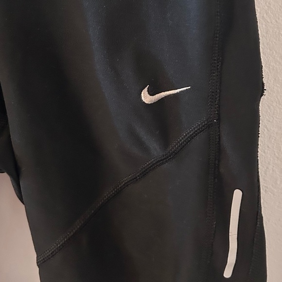 NIKE - Dri-Fit women’s running shorts black in small - Picture 2 of 9